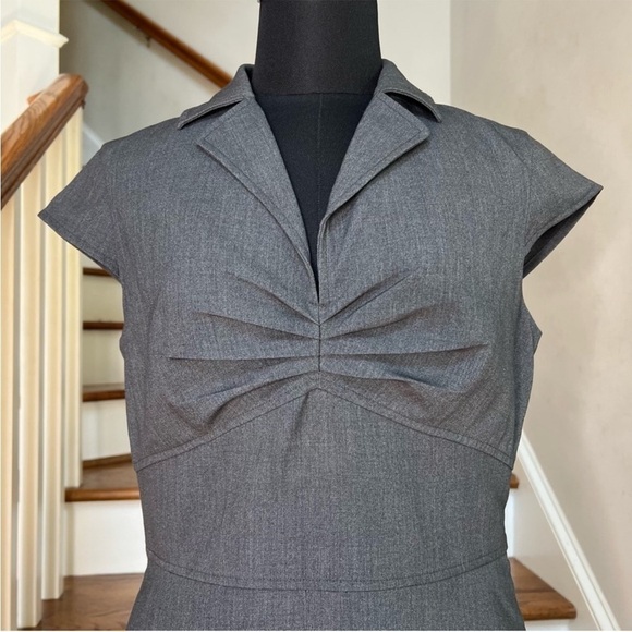 Calvin Klein Office Corpcore Gray V Neck Dress With Cap Sleeves - Picture 3 of 9